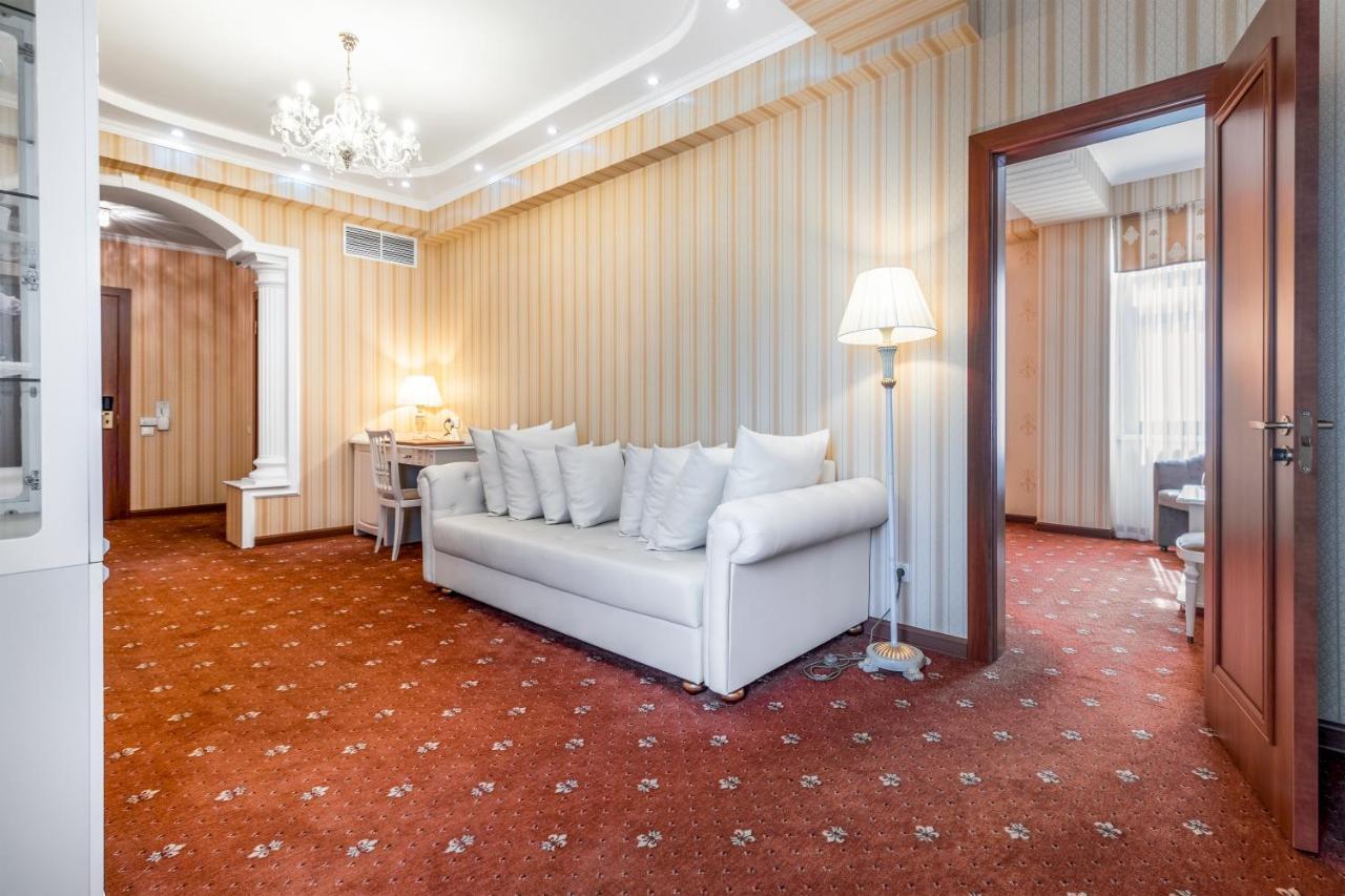 Готель Regency 4*