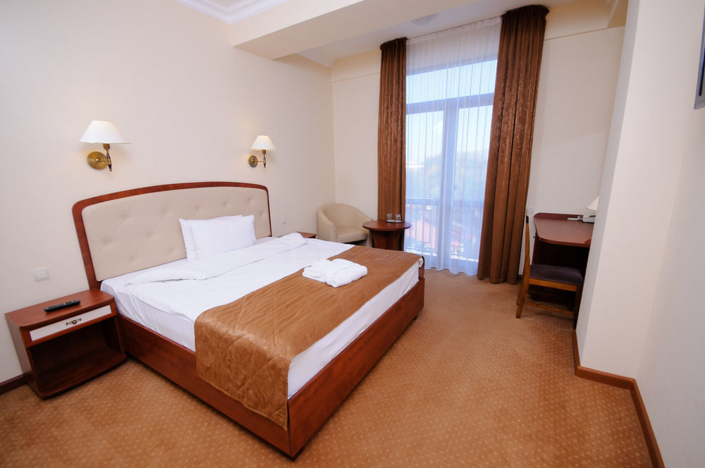 Regency 4* Кишинів