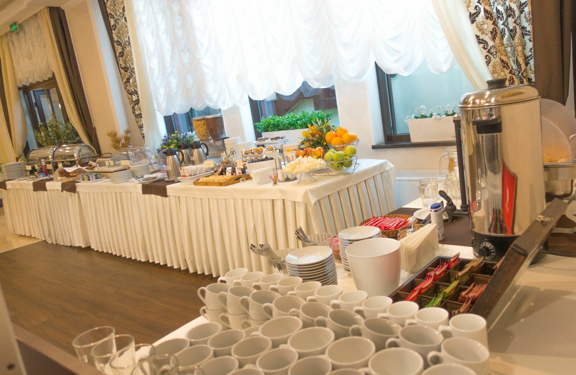 Regency Готель 4*